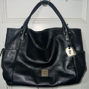 Rare Dooney & Bourke XL Florentine Leather Kristen Bag. Excellent condition